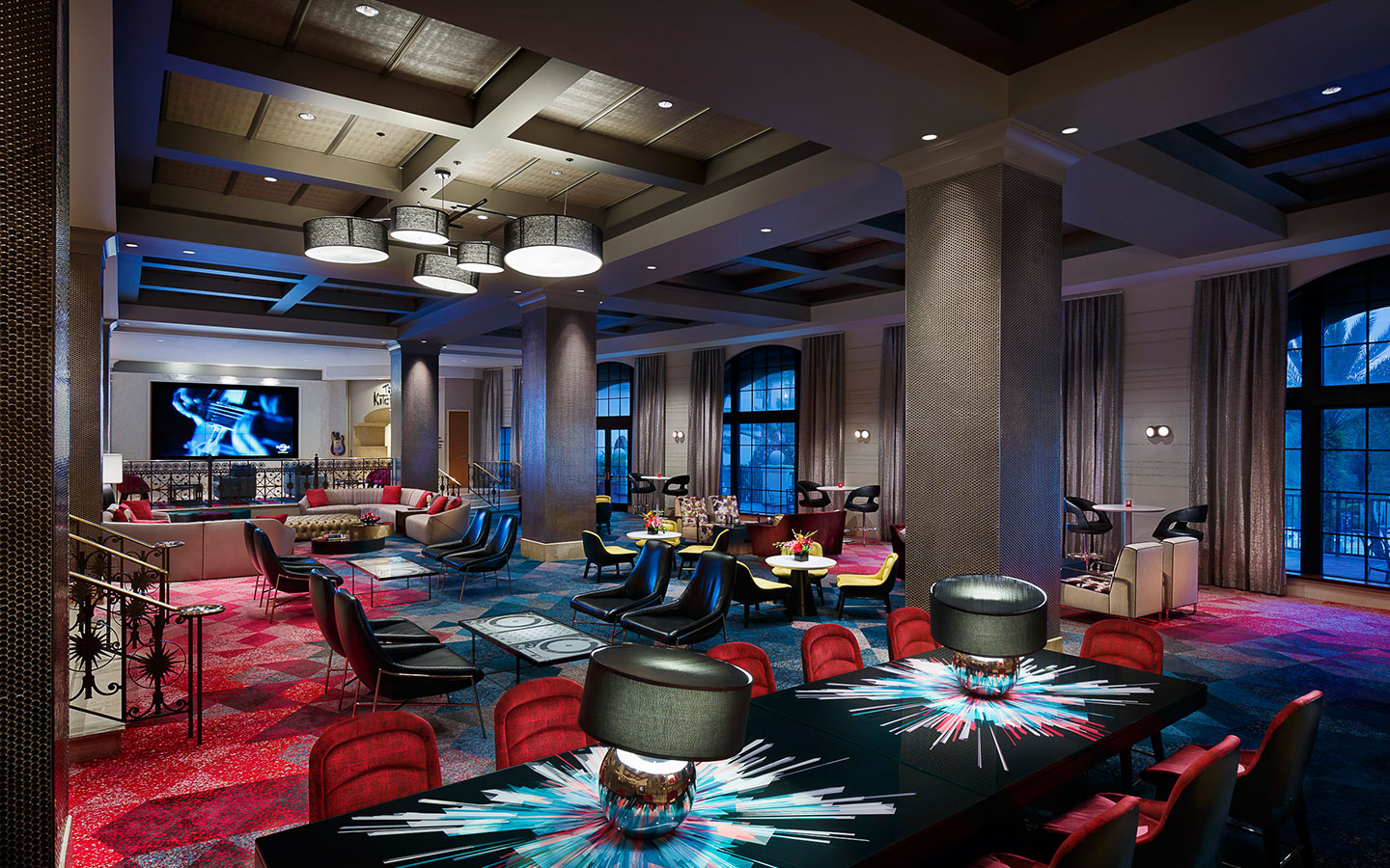 Take center stage at the hard rock hotel at universal orlando ™. 