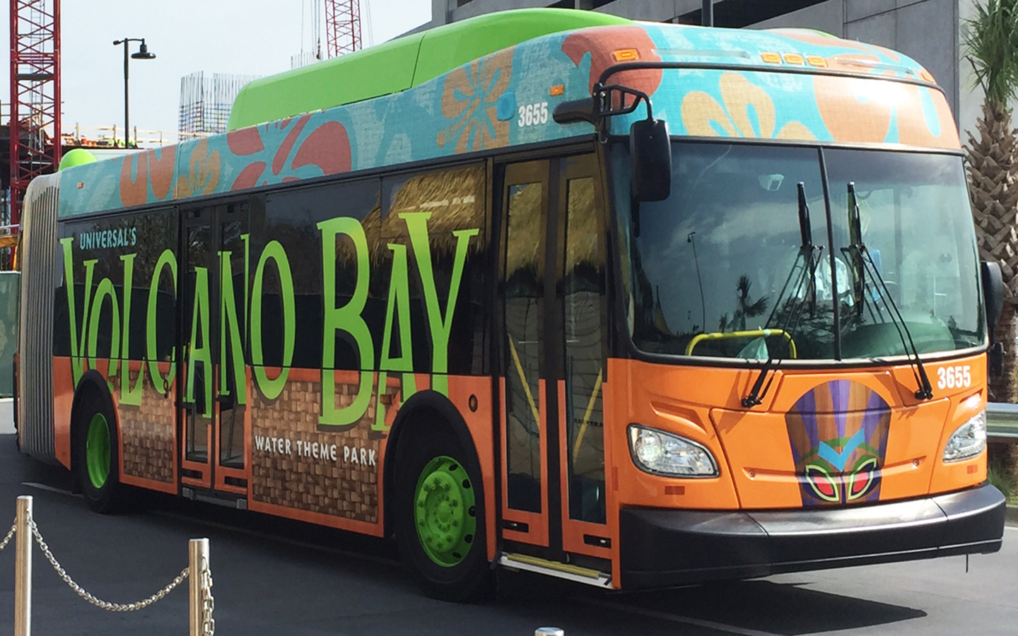 Universal-Volcano-Bay-Shuttle-Bus