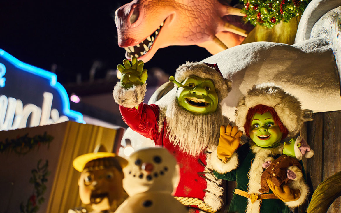 03_Universal's Holiday Parade Featuring Macy's - Shrek