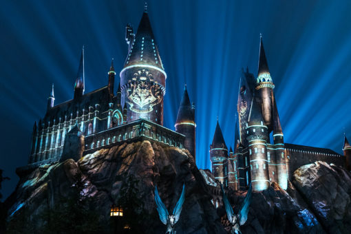 The Nighttime Lights at Hogwarts Castle in The Wizarding World of Harry Potter