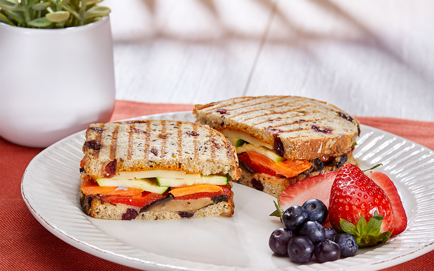 I Heart Vegan Sandwich - TODAY Cafe