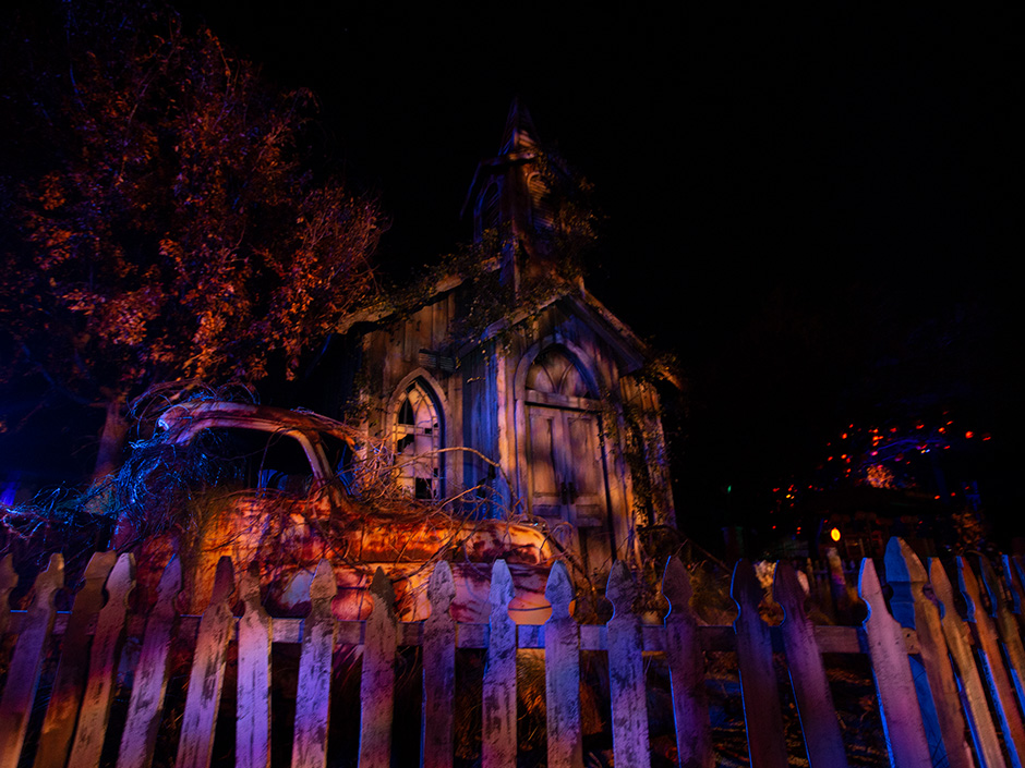 Twisted Tradition at Halloween Horror Nights