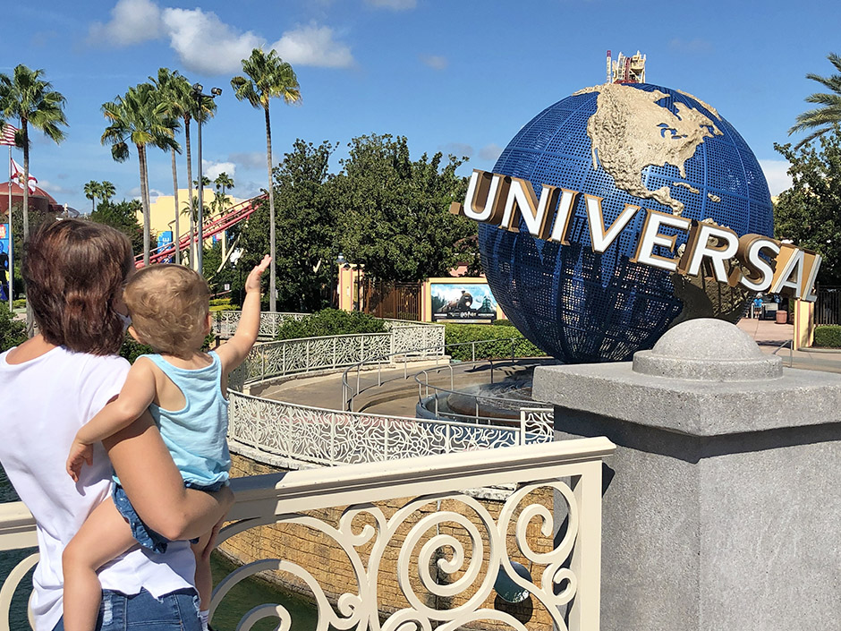 Universal Orlando Resort Globe