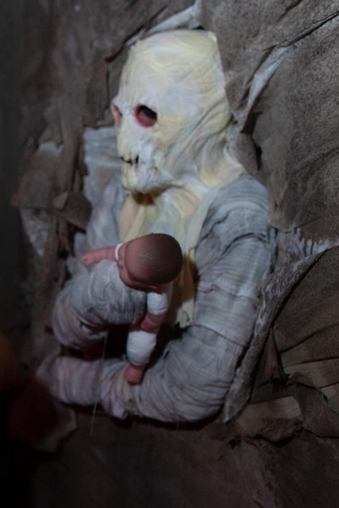 Dollhouse of the Damned at Halloween Horror Nights 2014