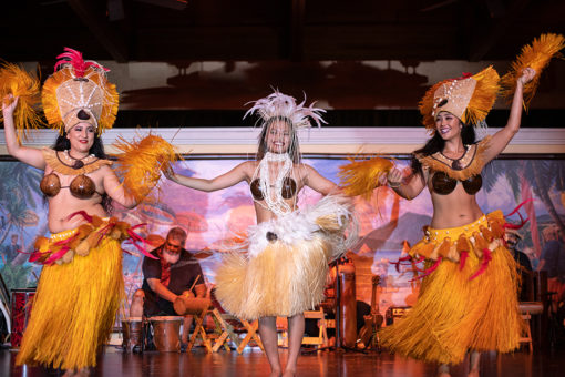 Royal Pacific Luau Dancers