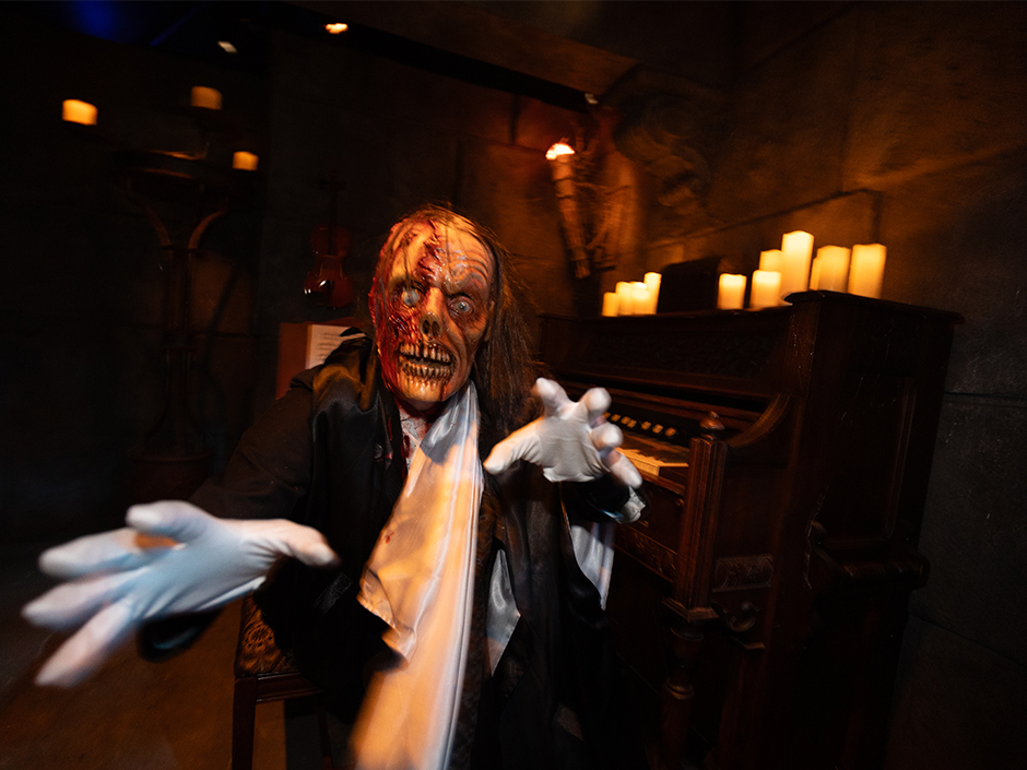 Phantom of the Opera in a Universal Monsters haunted house