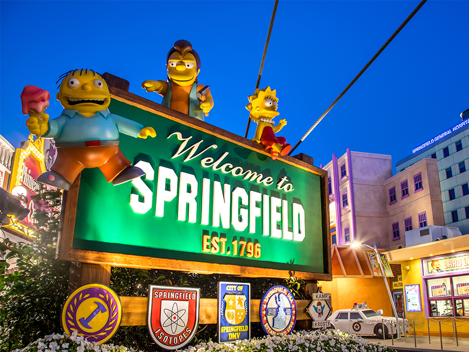 Welcome to Springfield sign at Universal Studios Hollywood as seen at night