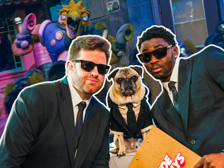 VIDEO Ride Guys Men in Black Alien Attack Discover Universal