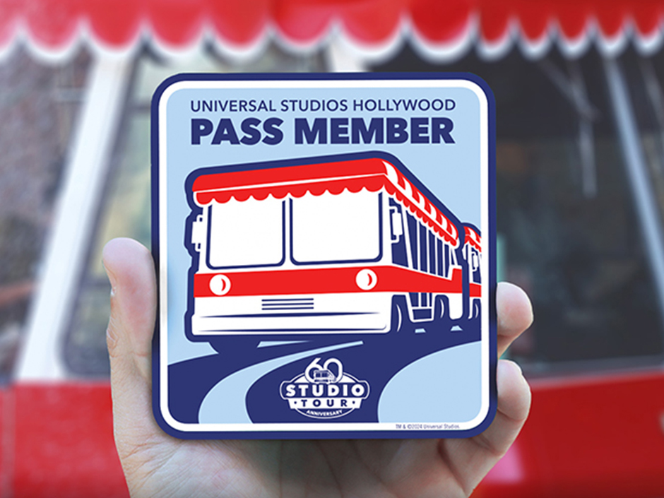 Universal Studios Hollywood Pass Member magnet.