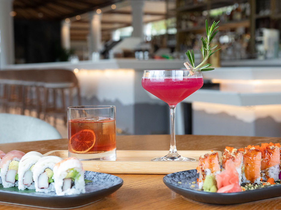 Orchid Court cocktails and sushi