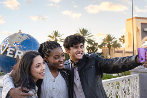 CASTING CALL: Universal Orlando Resort Seeks Superfans