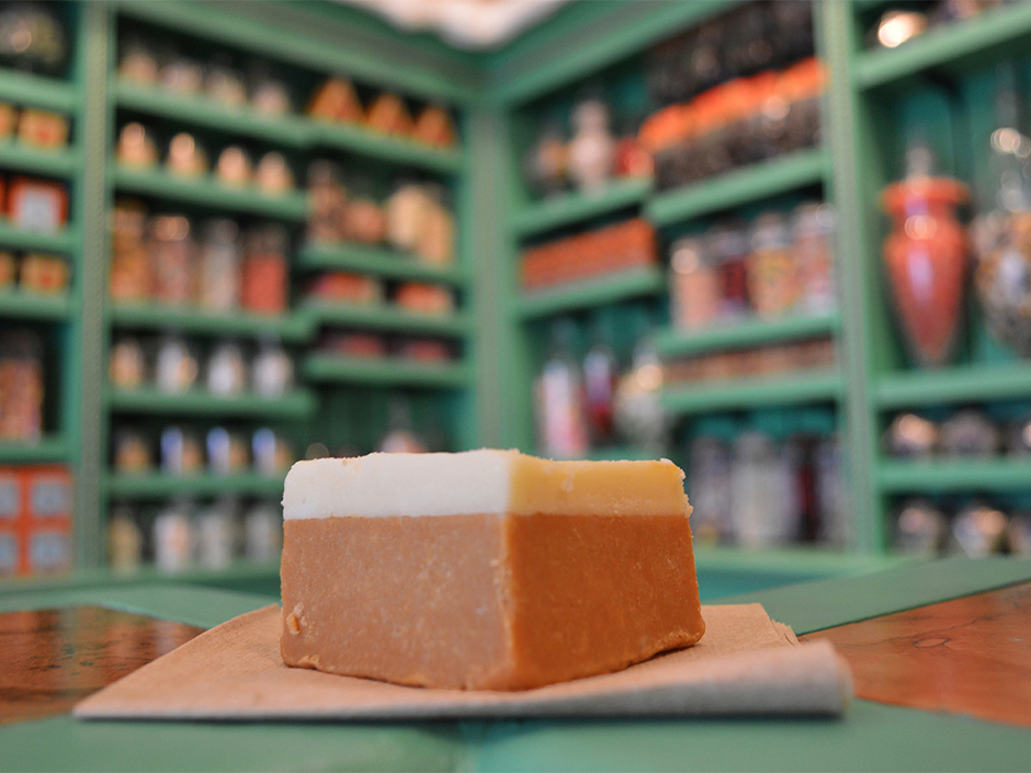 Butterbeer Fudge in the Wizarding World of Harry Potter.