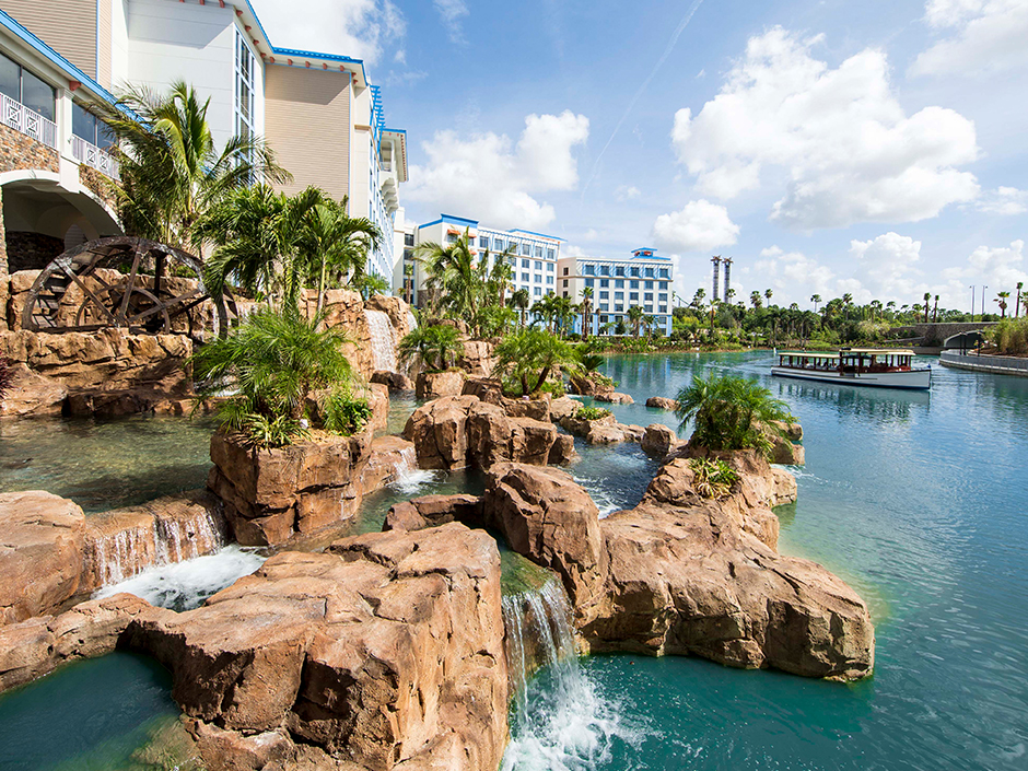 View of the lagoon at Sapphire Falls at Universal