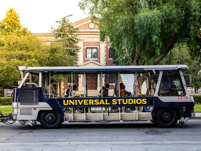 Courthouse Square Guide to the Universal Studios Hollywood Studio Tour