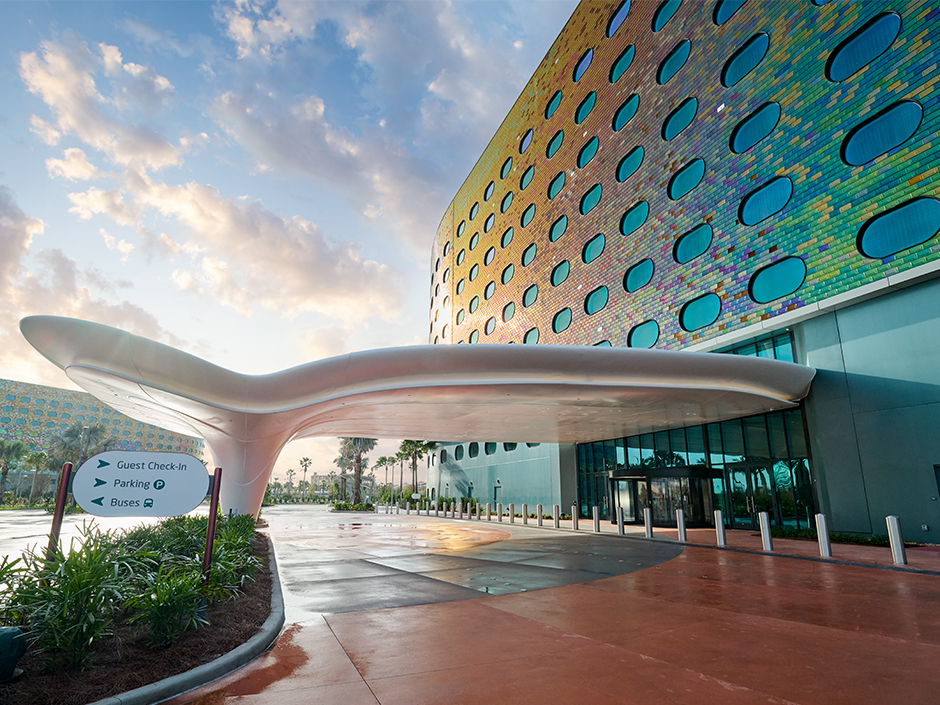The entrance to Universal Terra Luna Resort