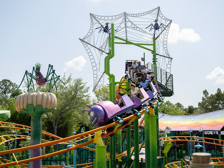 Trolls Trollercoaster in DreamWorks Land