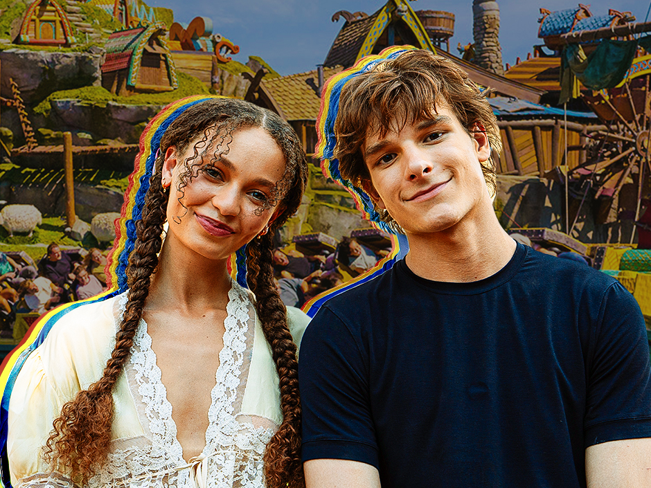 COASTARS | ‘How to Train Your Dragon’ Cast Rides Hiccup’s Wing Gliders
