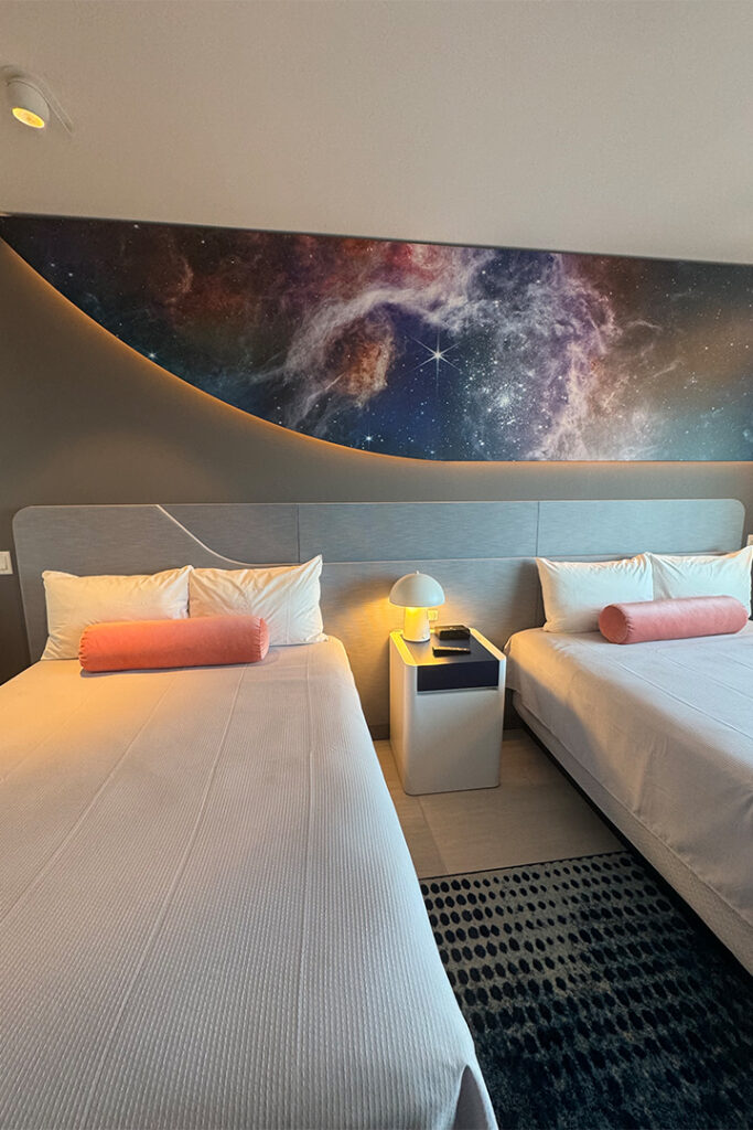 Stella Nova guest room