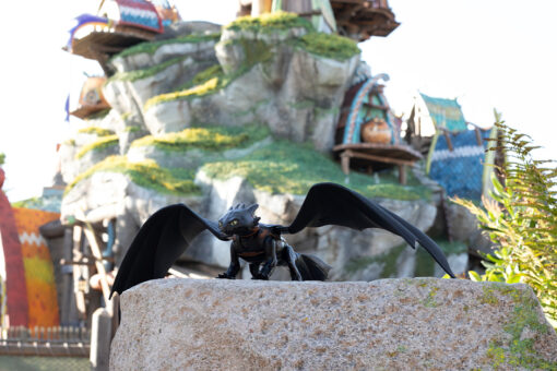 A Toothless action figure posed in Isle of Berk