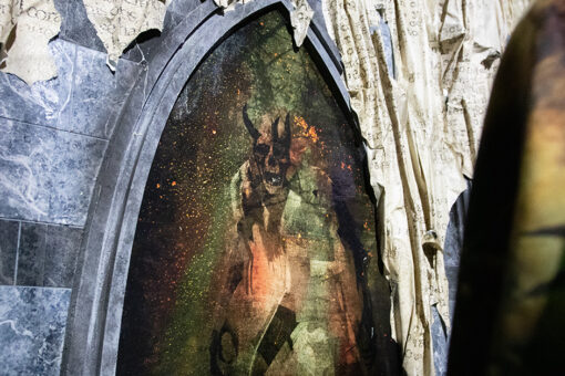 A painting featured in El Artista: A Spanish Haunting at Halloween Horror Nights