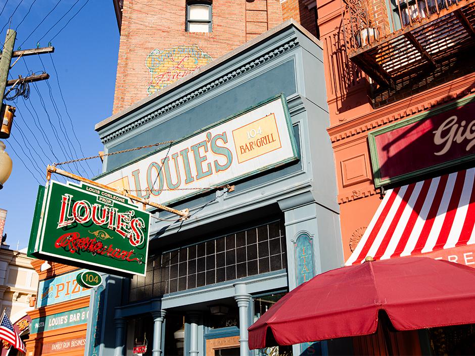 The exterior of Louie's Italian Restaurant in Universal Studios Florida