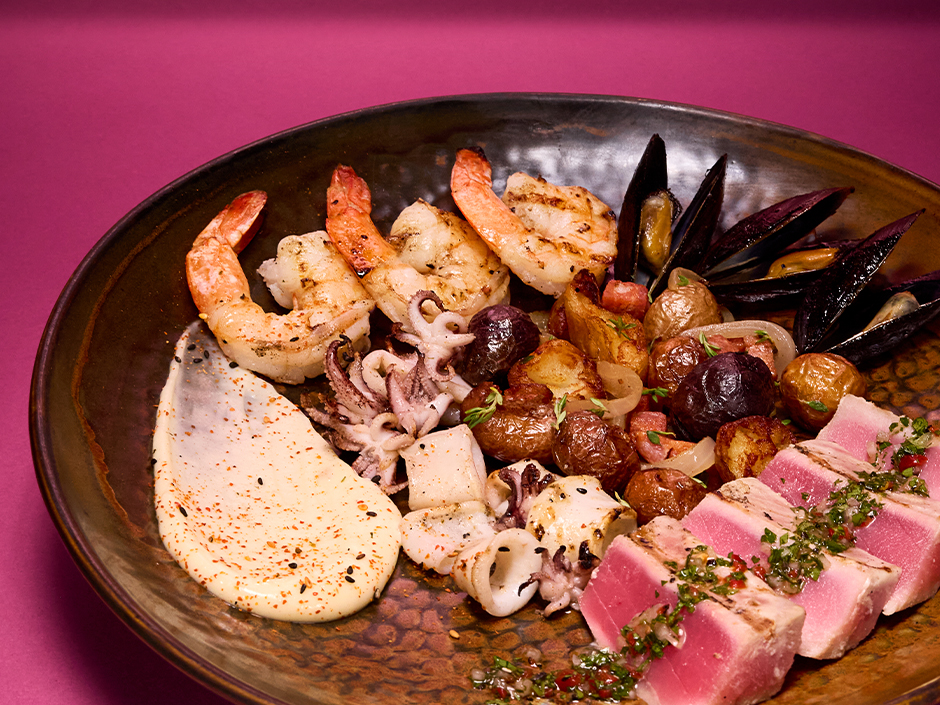 Plate of the Mixed Seafood Grill at Lombard's Seafood Grille in Universal Studios Florida for Universal Orlando Passholders.