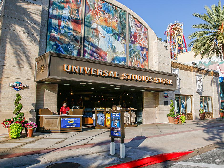 The exterior of the Universal Studios Store in Universal Studios Florida