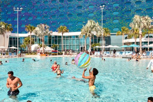 Guests splashing and playing in the Universal Terra Luna Resort pool
