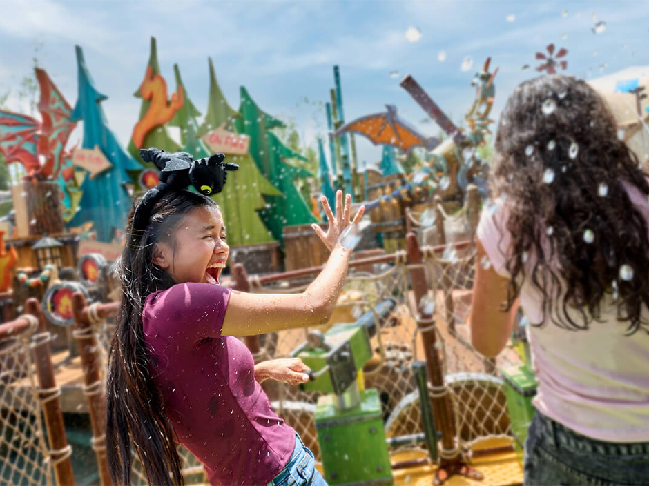 Two girls splashing at Fyre Drill.