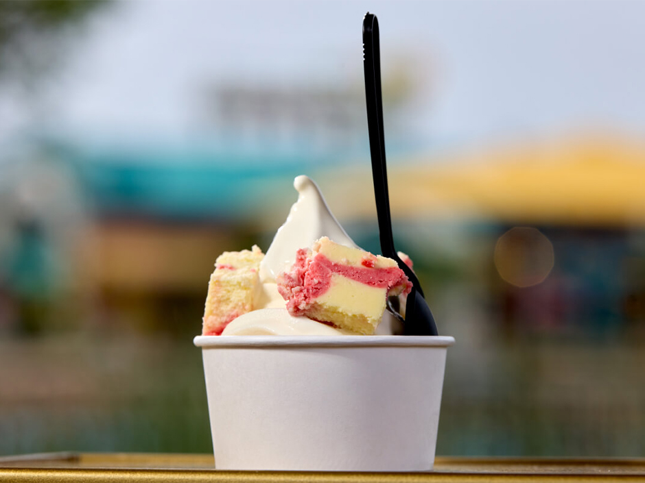 A photo of Frosty Moon ice cream with cheesecake topping.