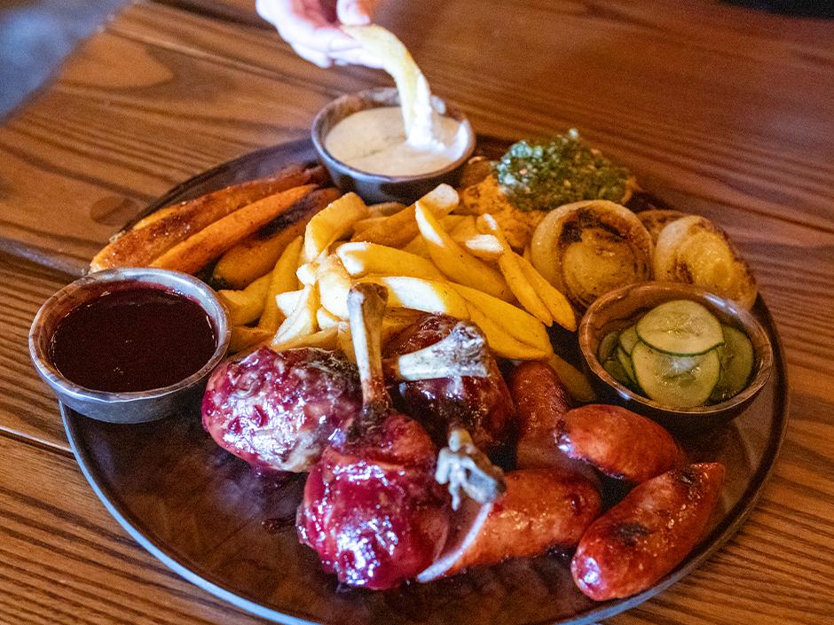 Guide to Food & Drinks in How to Train Your Dragon – Isle of Berk at Universal Epic Universe