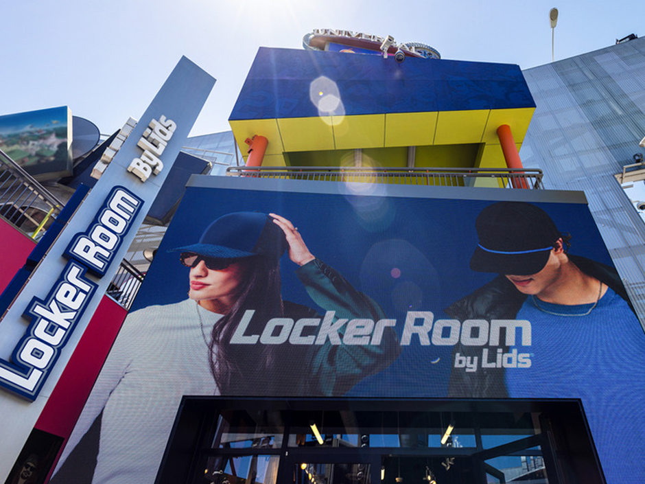 Locker Room by Lids Exterior at USH CityWalk