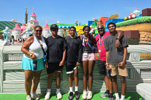 Maria's family in SUPER NINTENDO WORLD at Universal Epic Universe