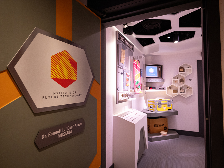 The inside of the Future Institute of Technology in Universal's Great Movie Escape