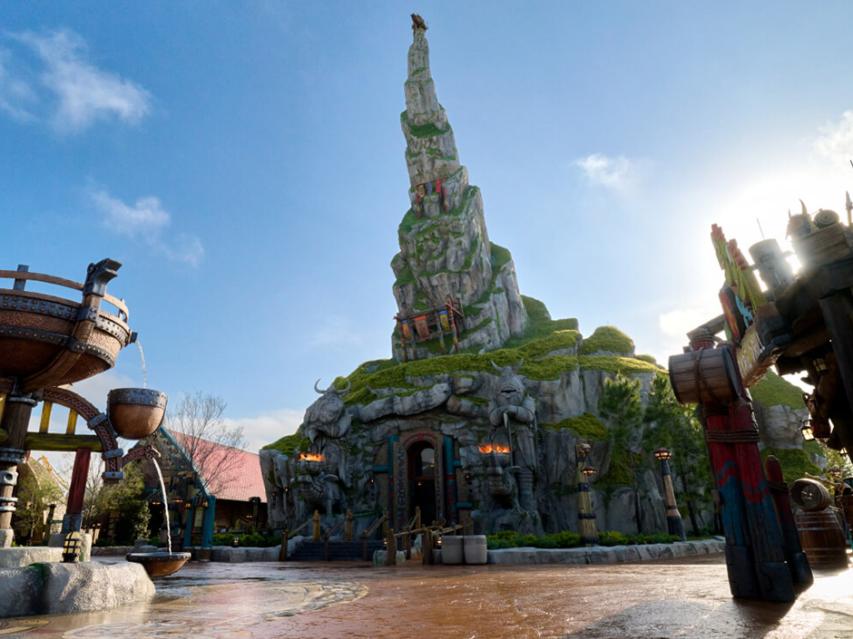 The exterior of Mead Hall in How to Train Your Dragon - Isle of Berk