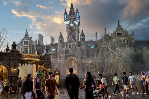 Guests mill about the exterior of Frankenstein Manor, which houses Monsters Unchained: The Frankenstein Experiment