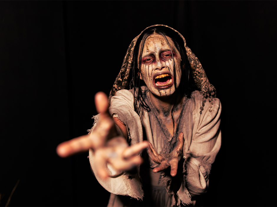 Monster from Killceañera house at HHN 2026.