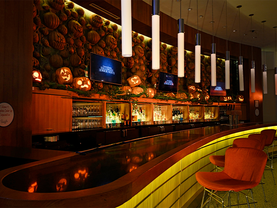 Bar at Swizzle Lounge